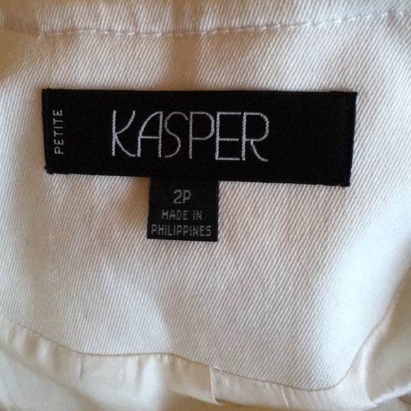 Crisp, White Kasper Sailor Blazer - Picture 3 of 3